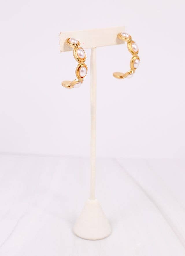 Dalma Pearl Hoop Earring