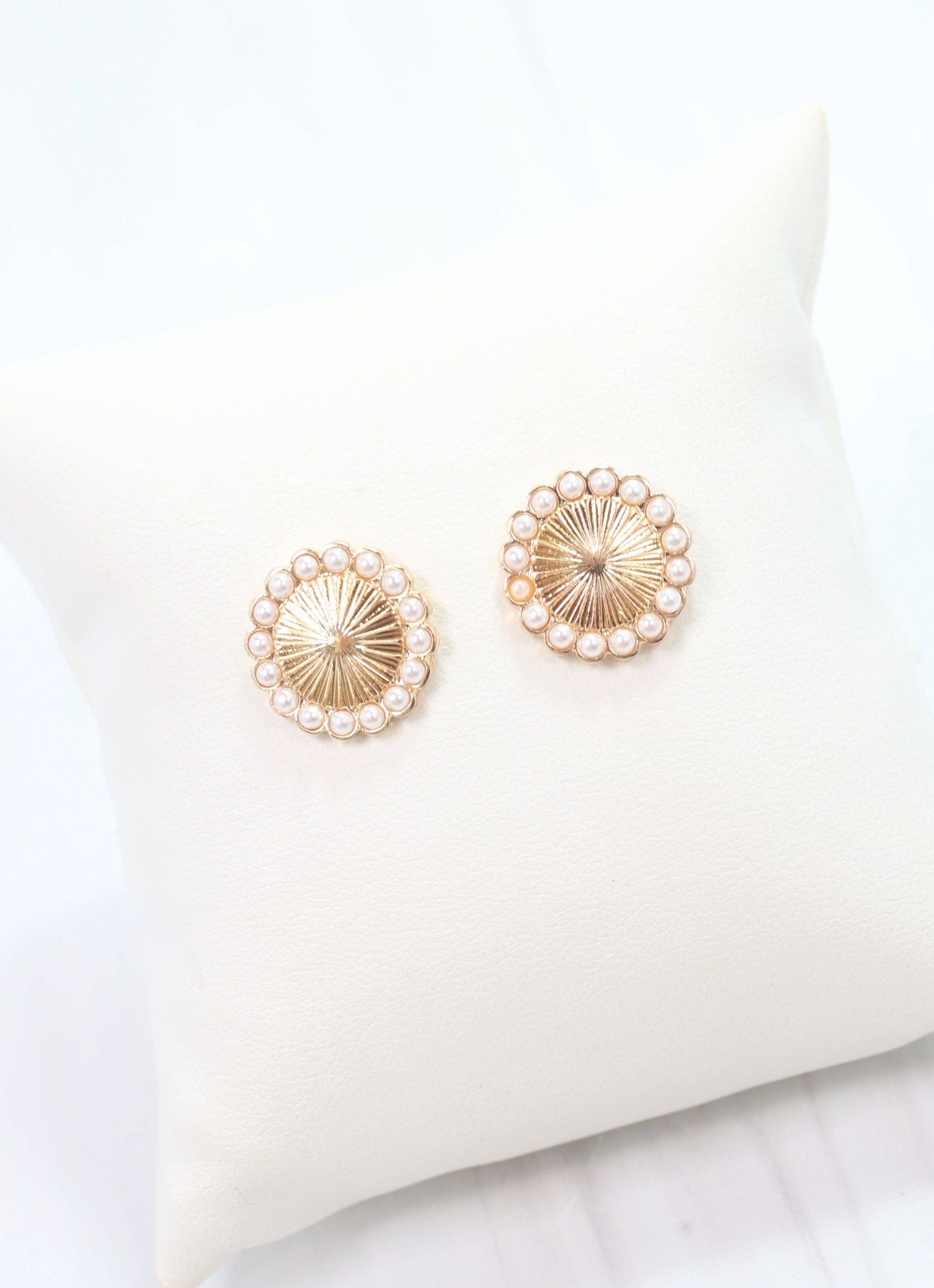 Roker Stud Earring