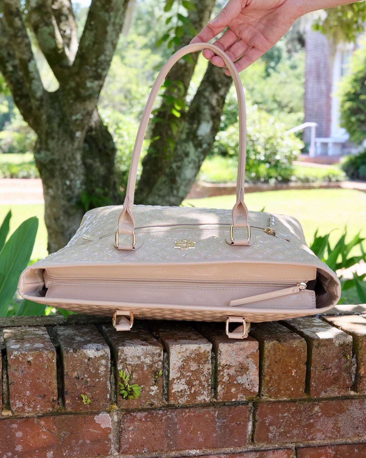 Jayden Patent Tote