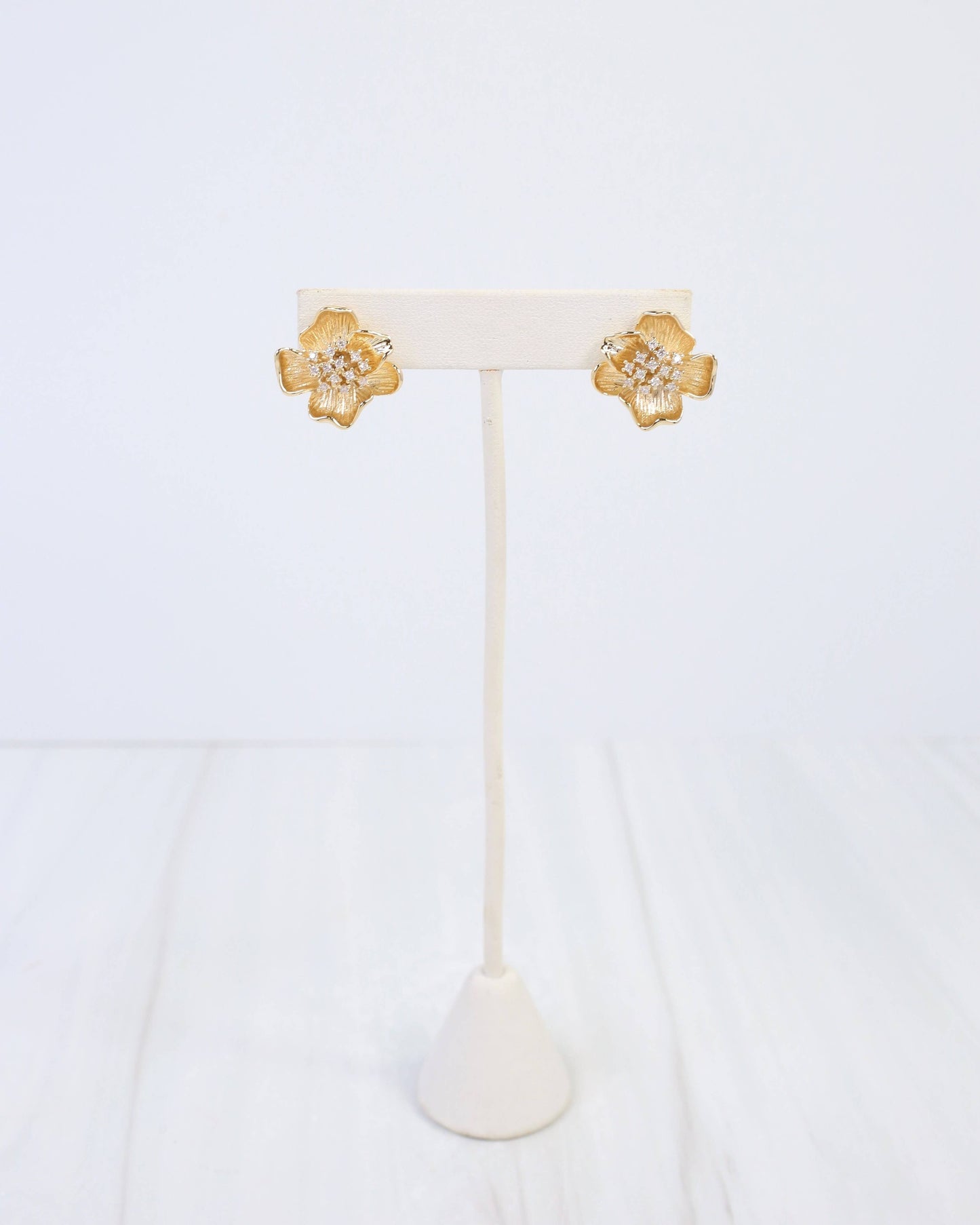 Mount Holly CZ Flower Earring WR Gold