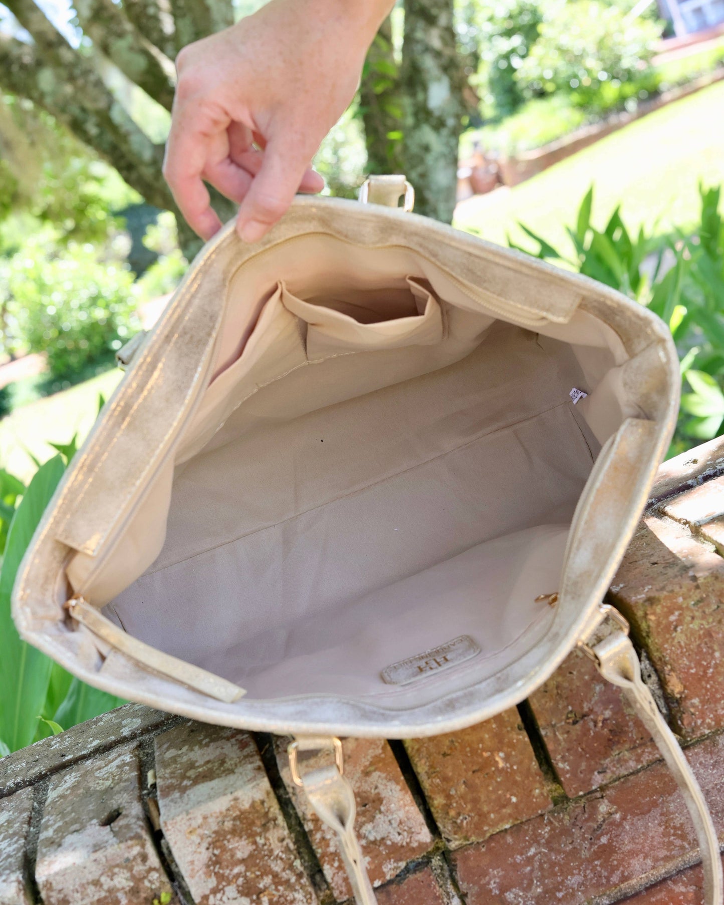 Jayden Patent Tote