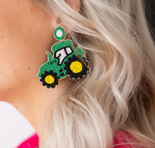 They See Me Rollin', Earrings