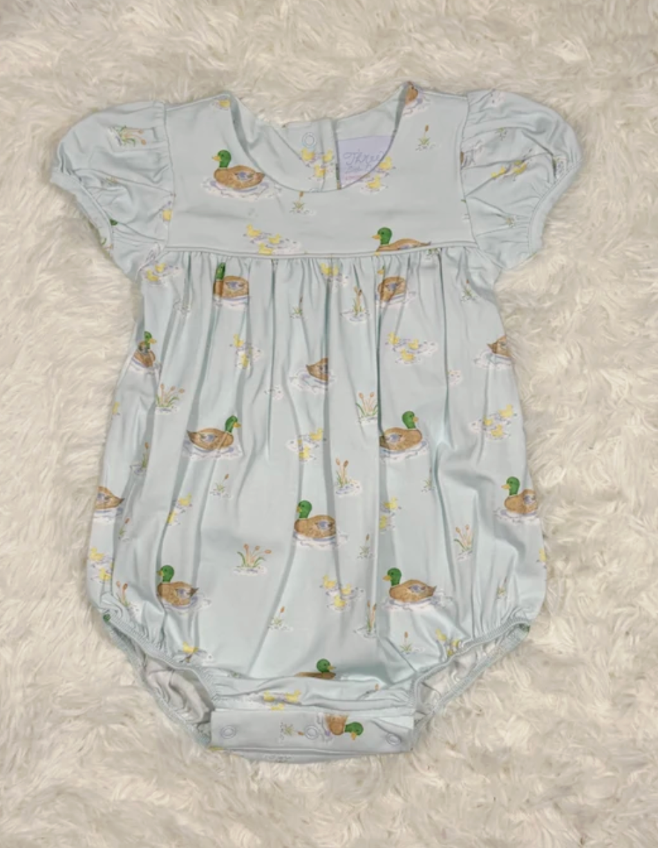 Ducks on the Pond - Abigail Bubble