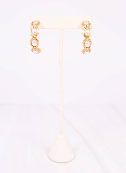 Dalma Pearl Hoop Earring