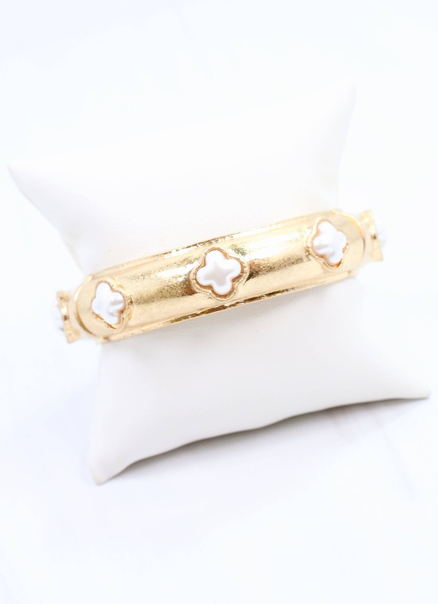 Neema Clover Stretch Bracelet, Worn Gold