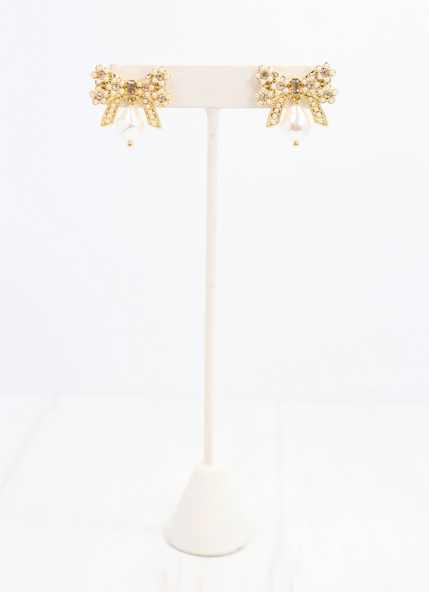Coyle Pearl Bow Earring, Gold