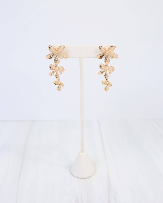 Peekskill Triple Flower Dangle Earring Gold: Default
