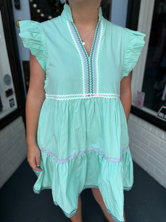 Minty Fresh, Dress