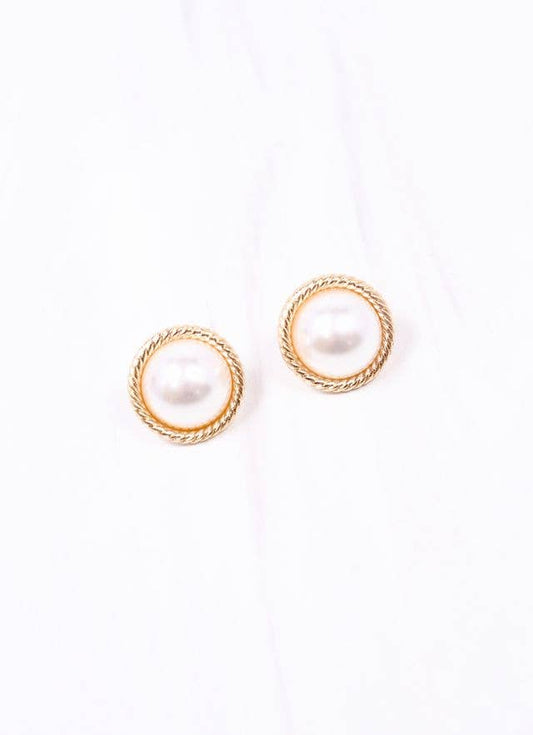 Gosling Pearl Stud Earring