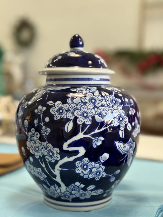 Navy & White Chinoiserie Jar