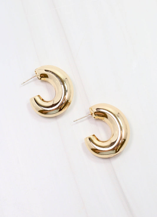Darbie Hoop Earring, Shiny Gold